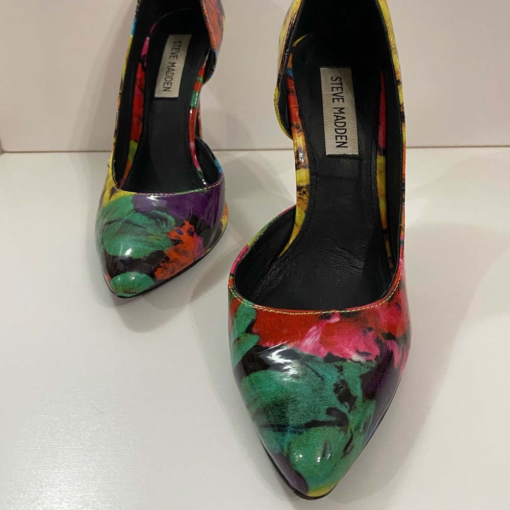 Steve Madden Women’s Groovi Pump - Picture 7 of 8
